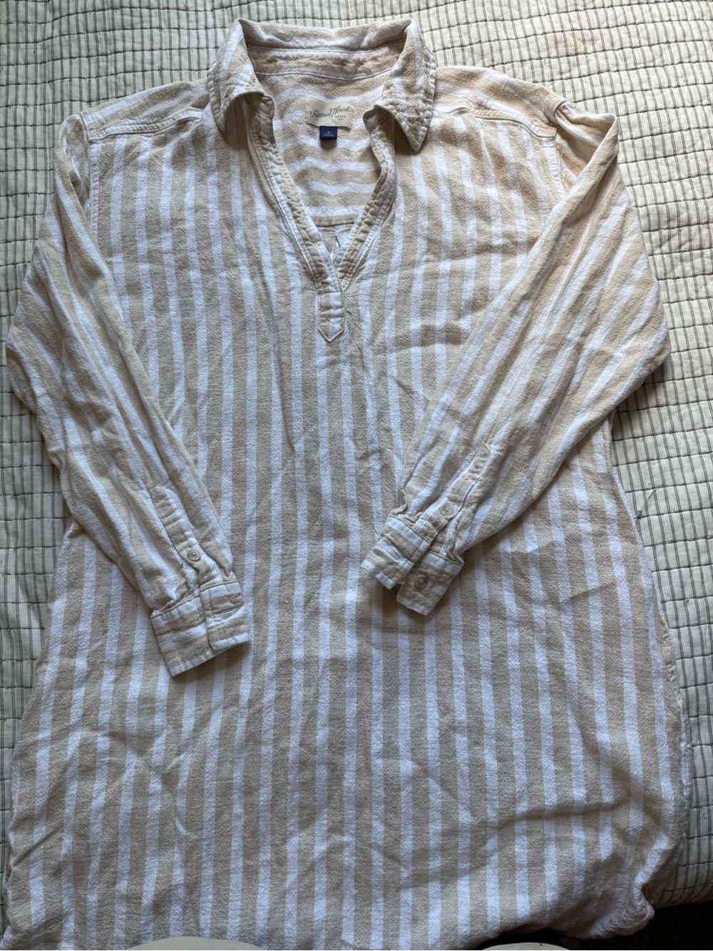 Universal Thread Beige and White Striped Casual Button-Down Shirt